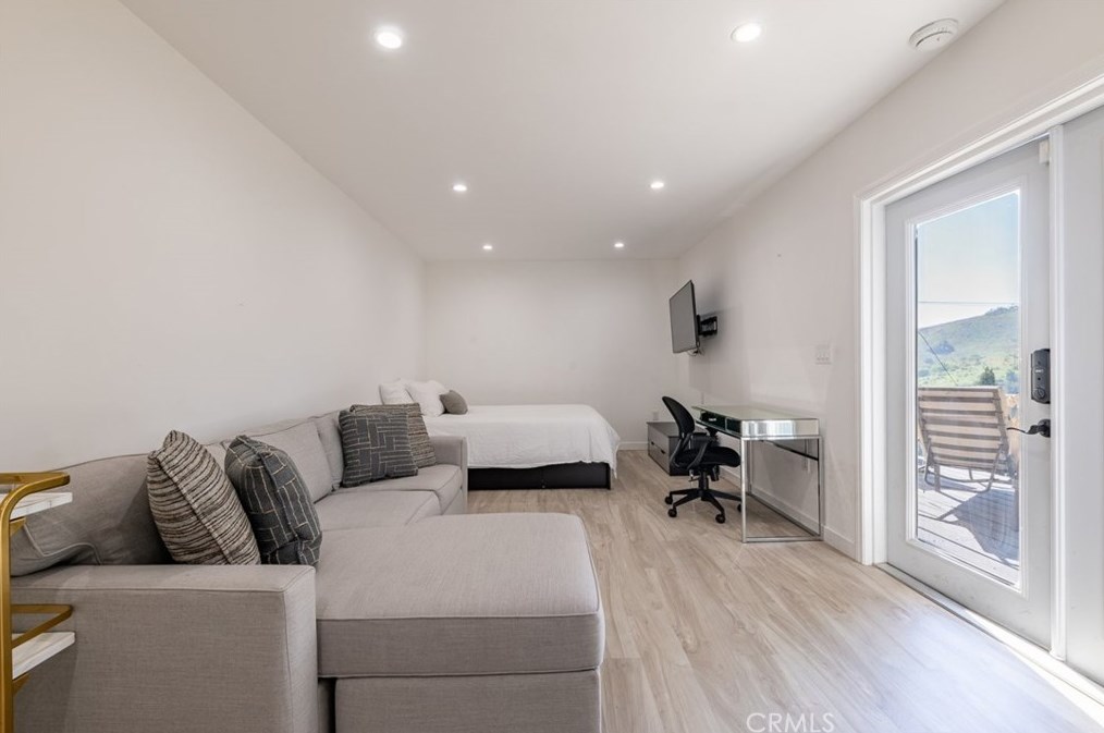 4736 Grey Dr, Los Angeles CA  90032-2021 exterior