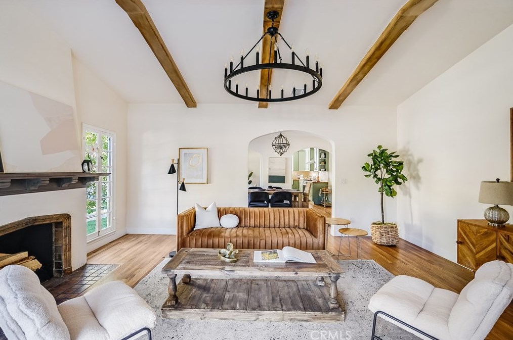 822 Allen Ave, Pasadena CA  91104-4003 exterior