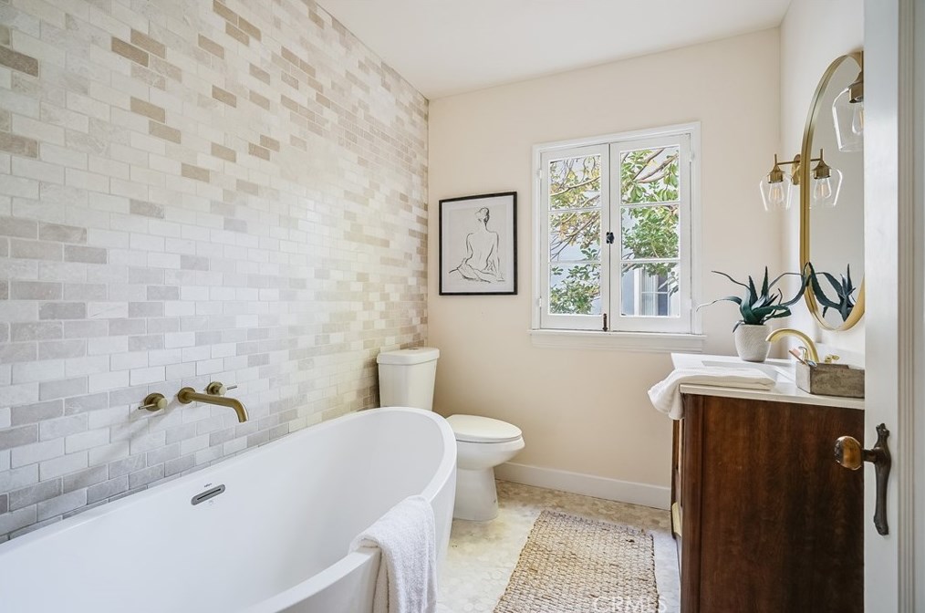 822 Allen Ave, Pasadena CA  91104-4003 exterior