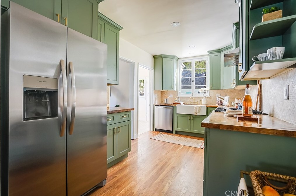 822 Allen Ave, Pasadena CA  91104-4003 exterior