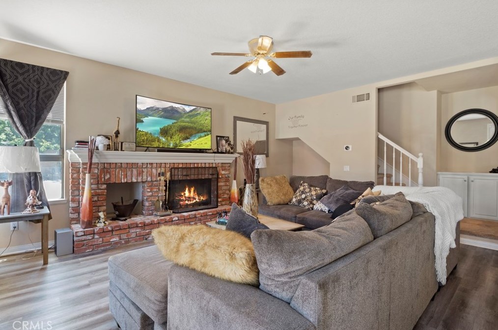 40148 Tesoro Ln, Palmdale CA  93551-4832 exterior