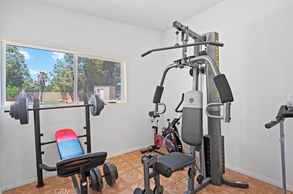 40148 Tesoro Ln, Palmdale CA  93551-4832 exterior