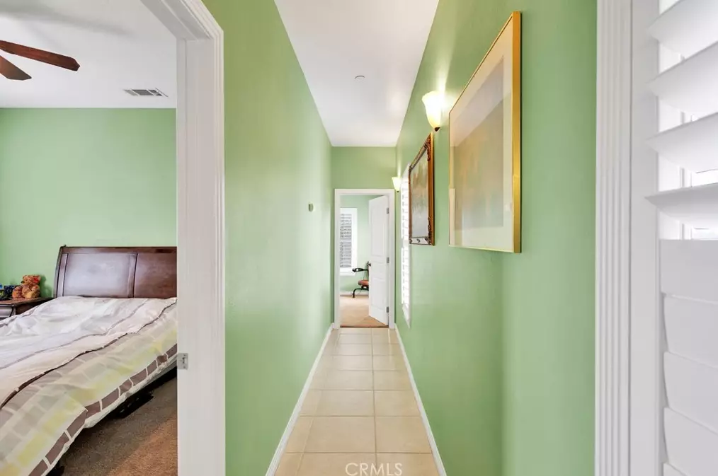 8368 Arrowhead Rd, Phelan CA  92371-6299 exterior