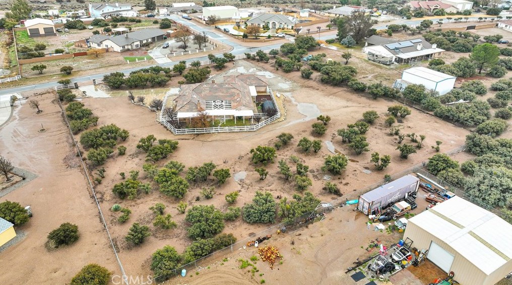 8368 Arrowhead Rd, Phelan CA  92371-6299 exterior