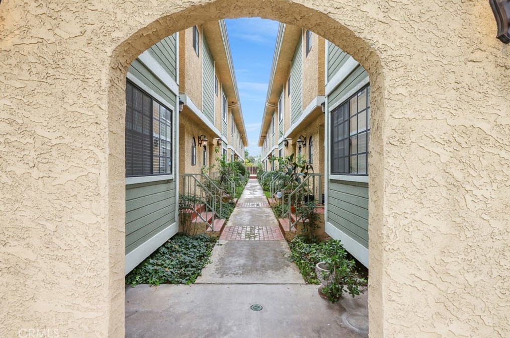 25 Palmetto Dr #b, Alhambra, CA 91801