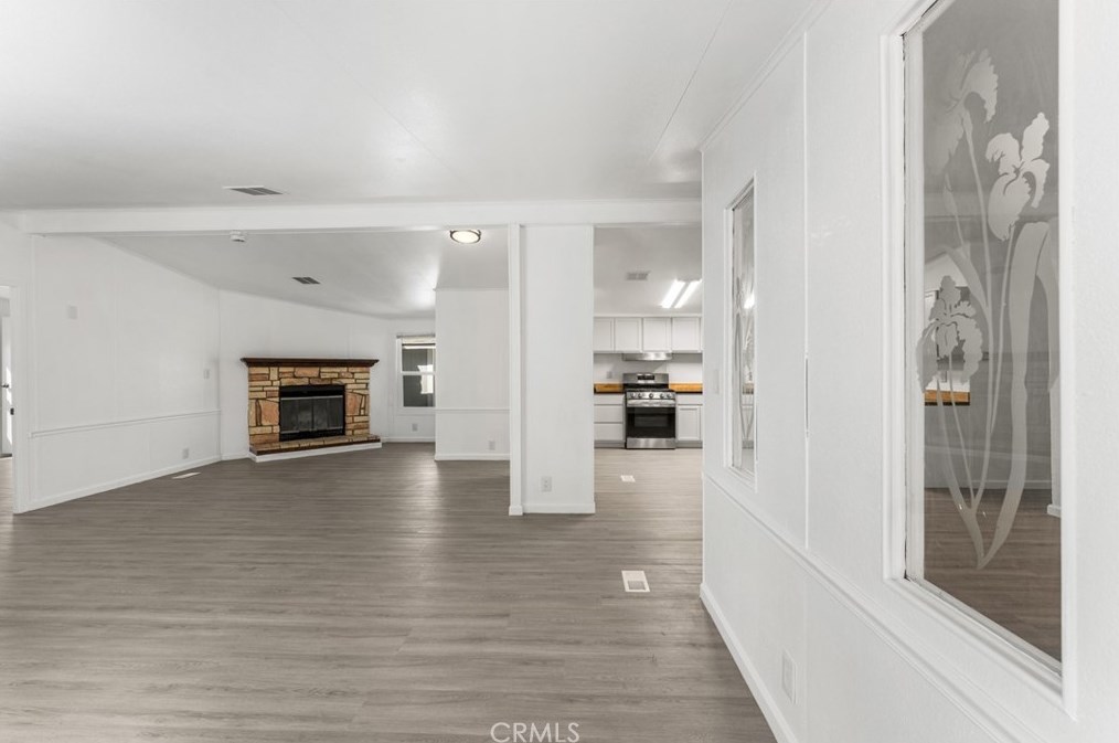 2545 E Avenue I #100, Lancaster, CA 93535