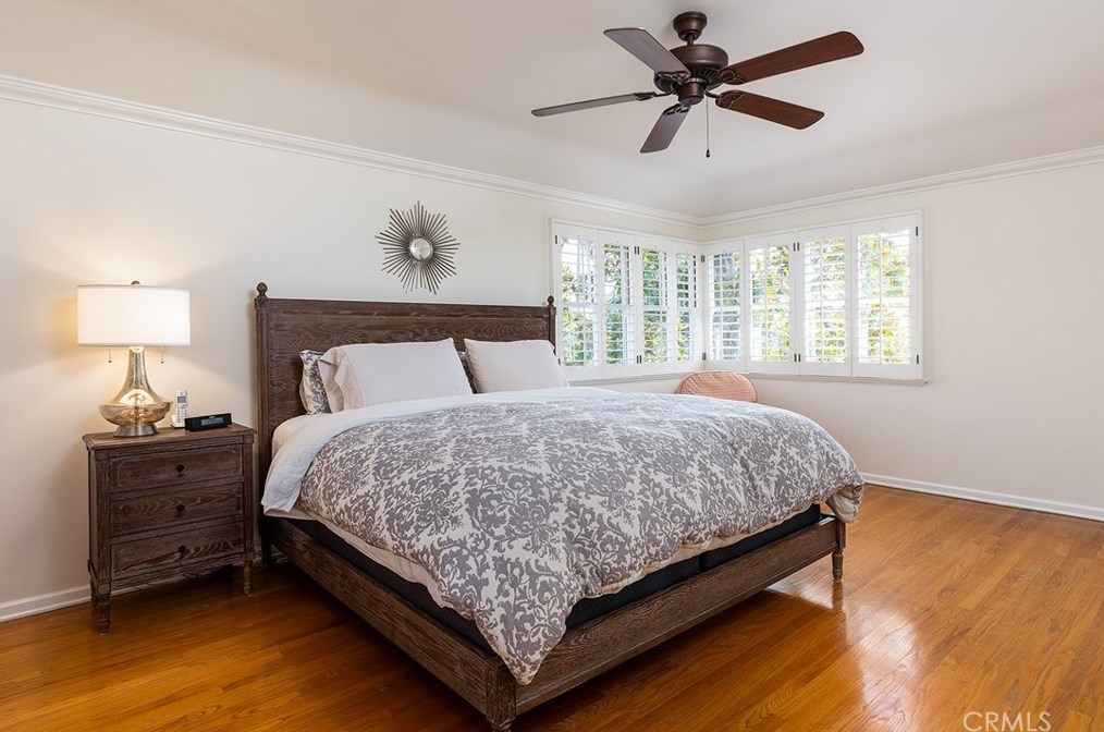 1021 Mtn St, Glendale CA  91202-1041 exterior