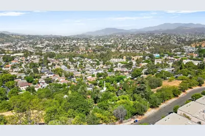 624 Redfield Avenue, Los Angeles, CA 90042 - Photo 58