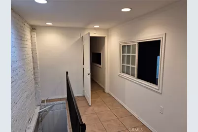 6080 S Hoover Street, Los Angeles, CA 90044 - Photo 8