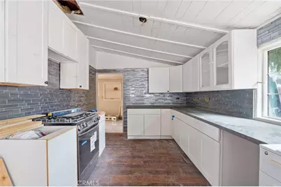 816 E Lakeshore, Lake Elsinore, CA 92530 - Photo 14