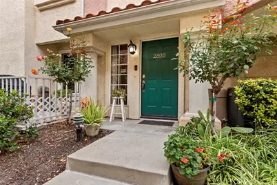 27000 Karns Court #2809, Canyon Country, CA 91387 - Photo 2