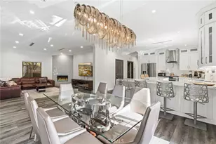 430 N Parish Pl, Burbank, CA 91506 - Photo 14