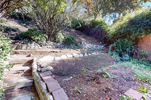 1240 Marion Dr, Glendale, CA 91205 - Photo 48