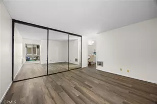 360 S Euclid Ave, Pasadena, CA 91101 - Photo 10