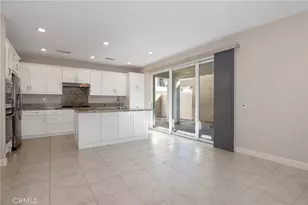 20506 Galloway Dr, Saugus, CA 91350 - Photo 2