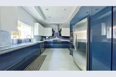 6937 Kian Court, Van Nuys, CA 91406 - Photo 18