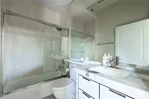 6937 Kian Ct, Van Nuys, CA 91406 - Photo 20