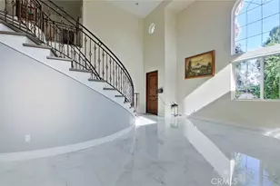 6937 Kian Ct, Van Nuys, CA 91406 - Photo 4