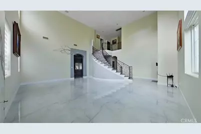 6937 Kian Court, Van Nuys, CA 91406 - Photo 8