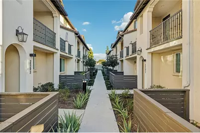 2520 Valentina #6, Commerce, CA 90040 - Photo 1