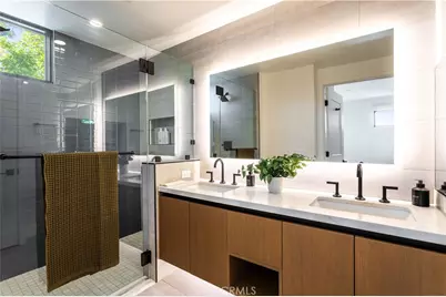 1333 S Orange Grove Avenue #205, Los Angeles, CA 90019 - Photo 20