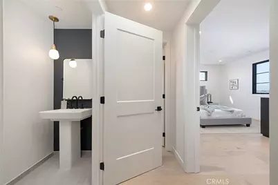 1333 S Orange Grove Avenue #205, Los Angeles, CA 90019 - Photo 18