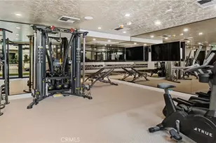 1333 S Orange Grove Ave, Los Angeles, CA 90019 - Photo 24