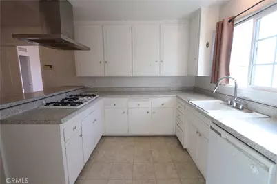 587 W Blaine, Riverside, CA 92507 - Photo 8