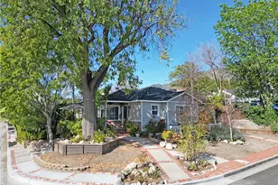 3033 Fairesta, La Crescenta, CA 91214 - Photo 2