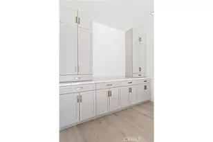 175 E Palm St, Altadena, CA 91001 - Photo 8