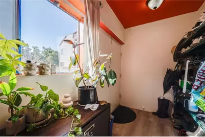 3215 Sherwood Avenue, Alhambra, CA 91801 - Photo 2