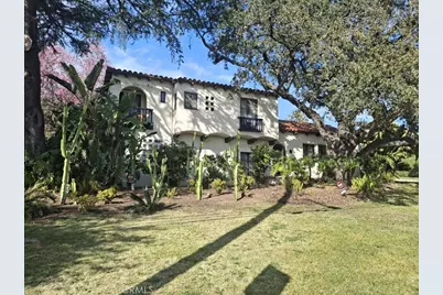 725 W Hillcrest Boulevard, Monrovia, CA 91016 - Photo 2