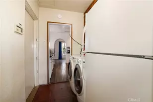 725 W Hillcrest Blvd, Monrovia, CA 91016 - Photo 24