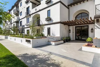 1333 S Orange Grove Avenue #109, Los Angeles, CA 90019 - Photo 12