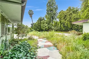 11500 Thurston, Los Angeles, CA 90049 - Photo 36