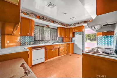 11500 Thurston, Los Angeles, CA 90049 - Photo 24