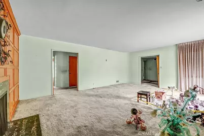 11500 Thurston, Los Angeles, CA 90049 - Photo 8