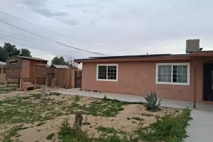 34808 Birch, Barstow, CA 92311 - Photo 2