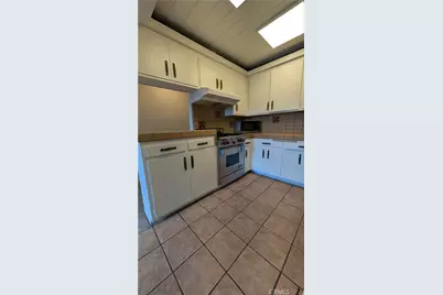 546 Griswold Avenue, San Fernando, CA 91340 - Photo 12