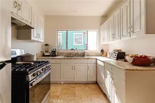 452 Holland Ave, Los Angeles, CA 90042 - Photo 14