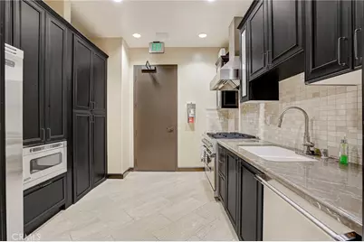 155 Cordova Street #101, Pasadena, CA 91105 - Photo 42