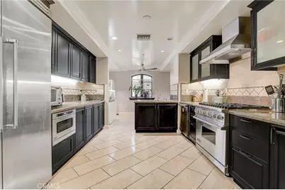 155 Cordova Street #101, Pasadena, CA 91105 - Photo 4