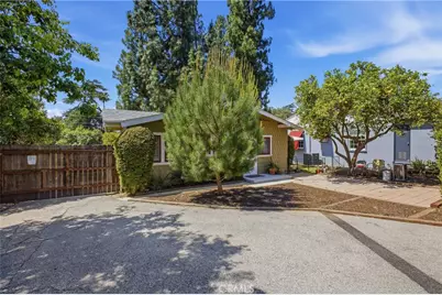547 E Woodbury Road, Altadena, CA 91001 - Photo 4