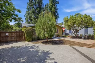 547 E Woodbury Rd, Altadena, CA 91001 - Photo 4