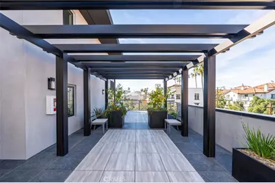 150 Oak Knoll Ave #103, Pasadena, CA 91101 - Photo 14