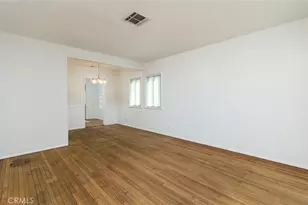 10515 Lanark, Los Angeles, CA 91352 - Photo 4