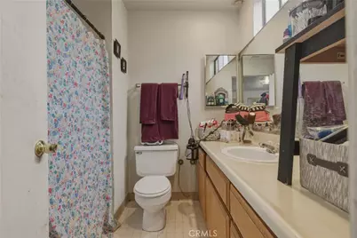 539 N Pasadena, Azusa, CA 91702 - Photo 24