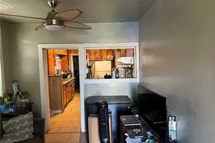 339 W 76th, Los Angeles, CA 90003 - Photo 14