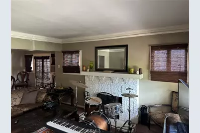 339 W 76th, Los Angeles, CA 90003 - Photo 2