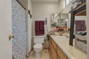 539 N Pasadena, Azusa, CA 91702 - Photo 24